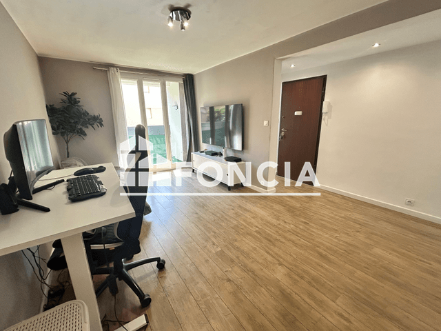 Appartement 4 pièces (71.69 m²) à louer - Marseille 15ᵉ (13015)