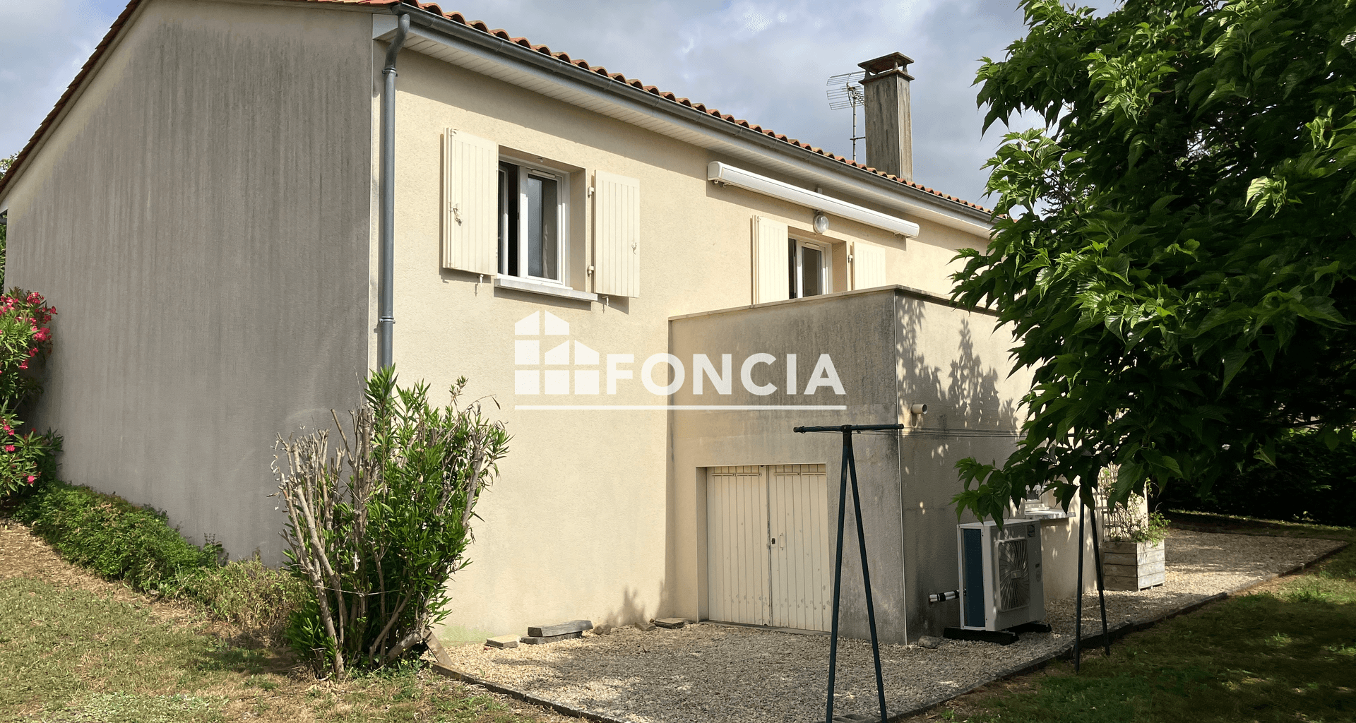 Maison 3 pièces (67.89 m²) à vendre - Châteauneuf-sur-charente (16120)