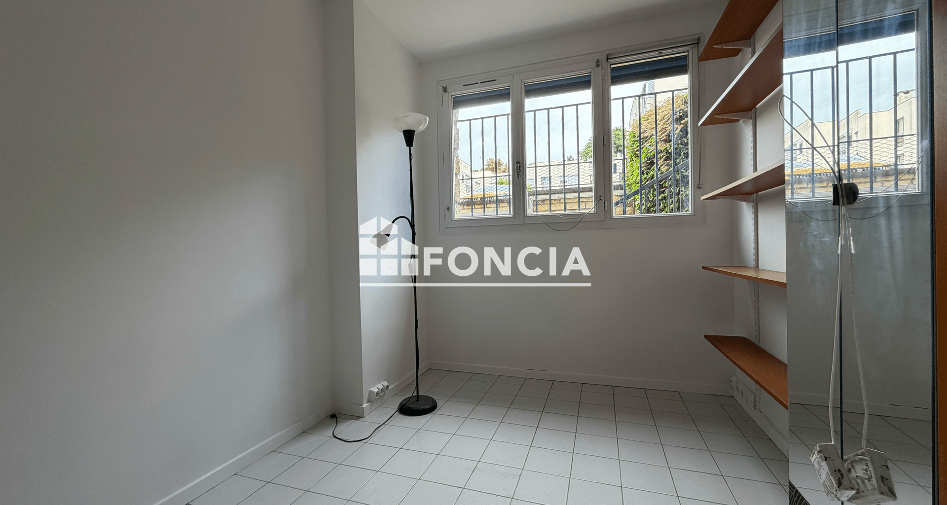 Studio (9.99 m²) à vendre - Saint-germain-en-laye (78100)