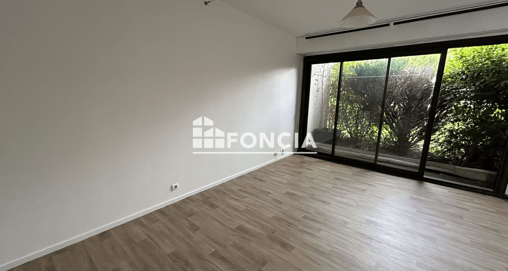 Studio (28 m²) à vendre - Pessac (33600)