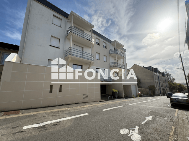 Appartement 2 pièces (42.65 m²) à louer - Laval (53000)