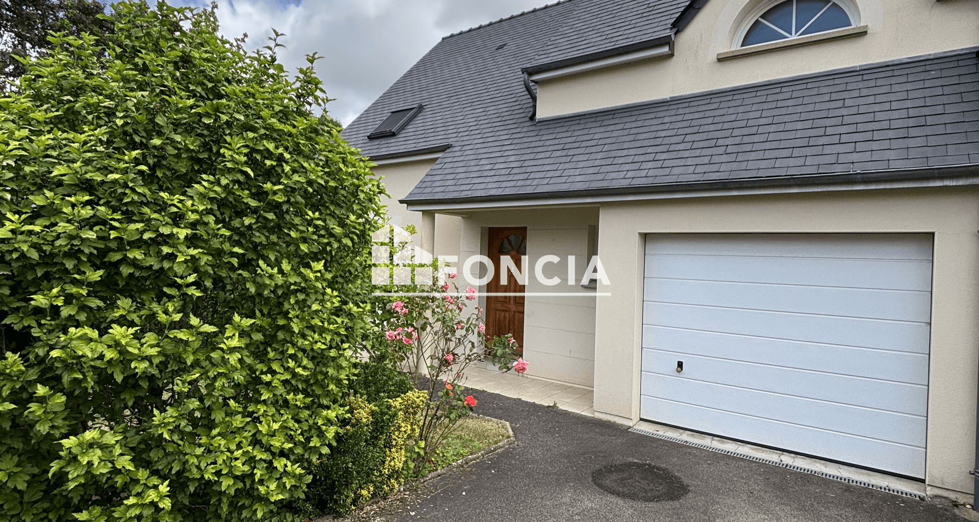 Maison 4 pièces (100 m²) à vendre - L'huisserie (53970)