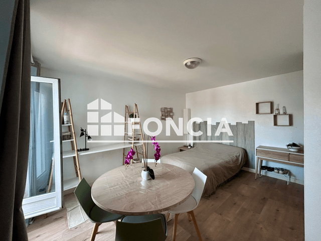 Studio meublé (25.01 m²) à louer - Lorient (56100)