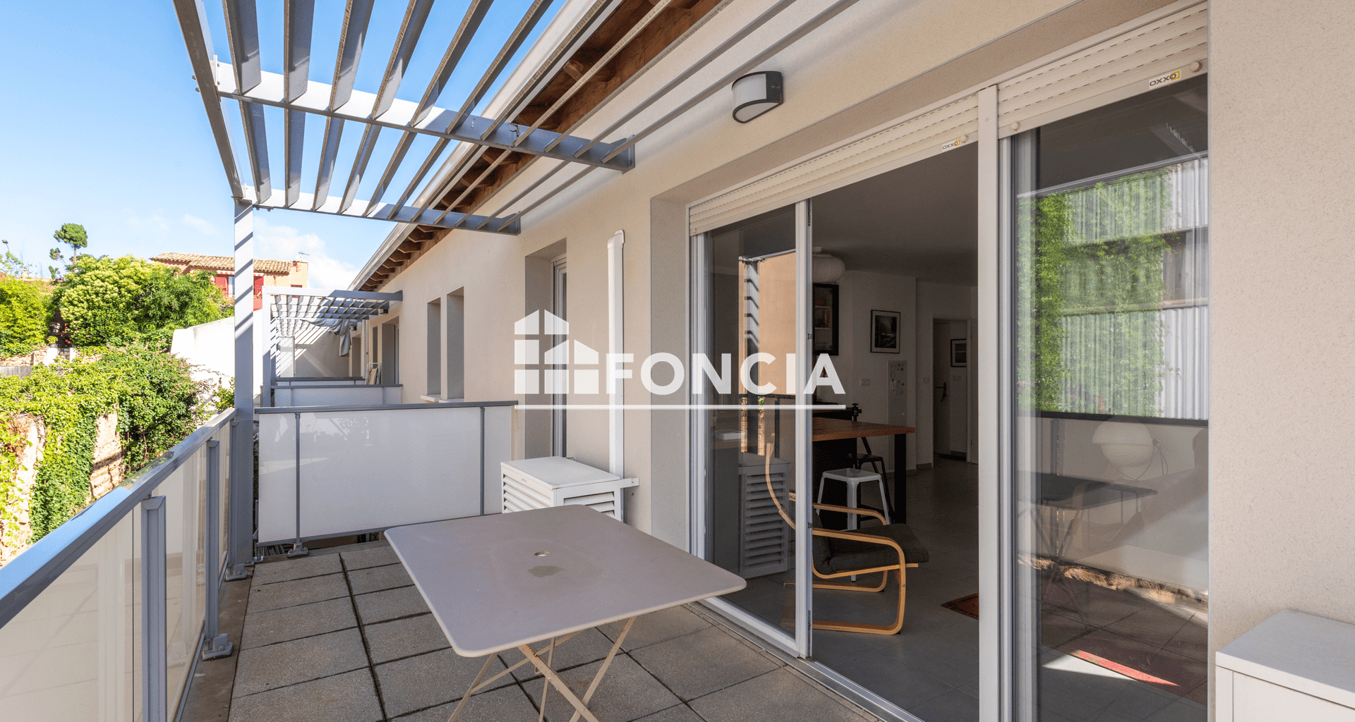 Appartement 4 pièces (76.01 m²) à vendre - Mèze (34140)