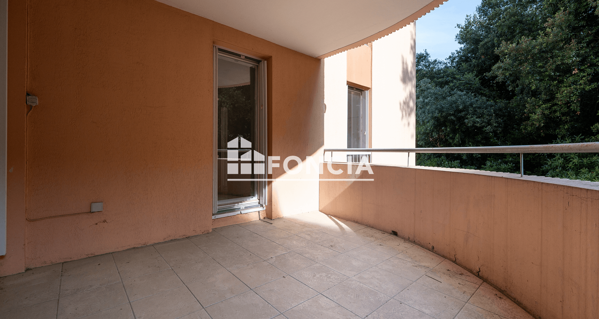 Appartement 4 pièces (75.78 m²) à vendre - Saint-laurent-du-var (06700)