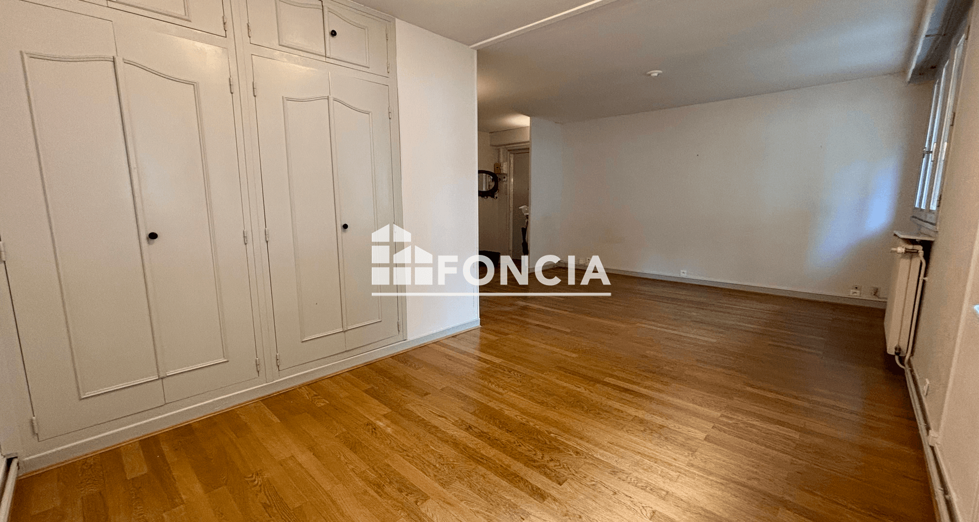 Appartement 2 pièces (52.93 m²) à louer - Lyon 8ᵉ (69008)