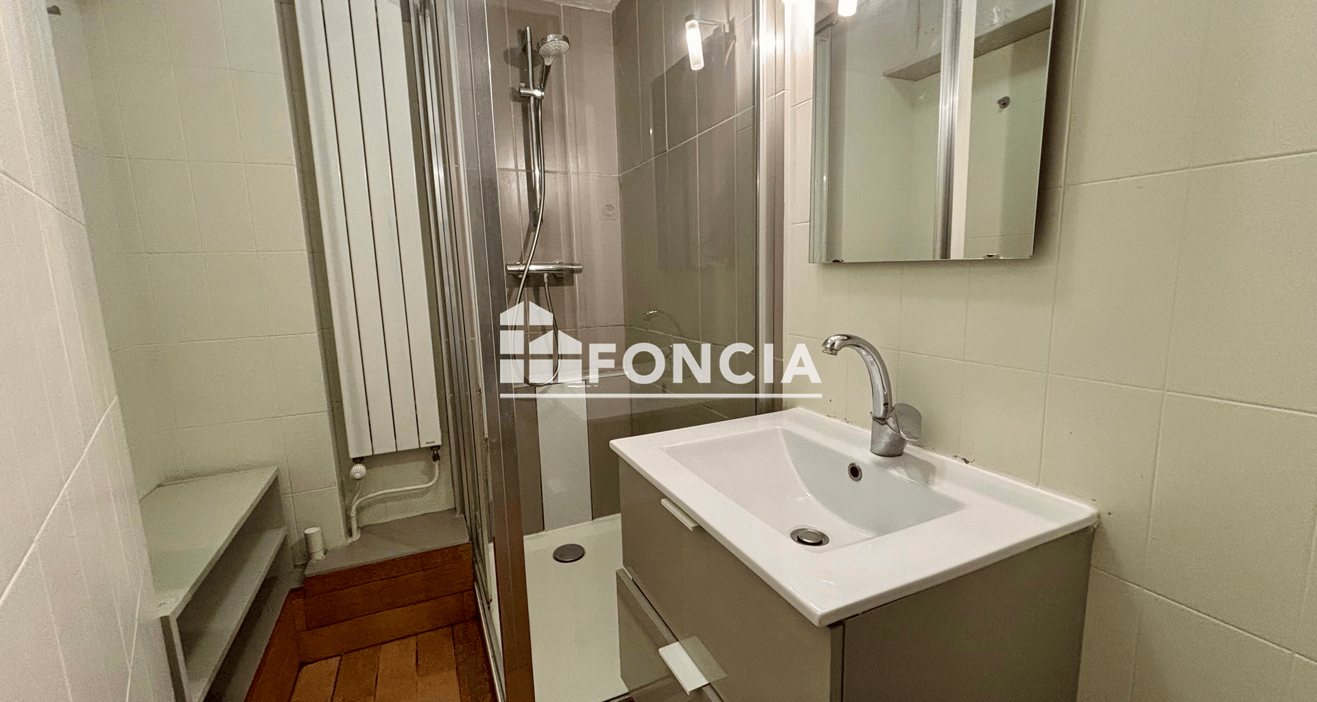 Appartement 2 pièces (52.93 m²) à louer - Lyon 8ᵉ (69008)