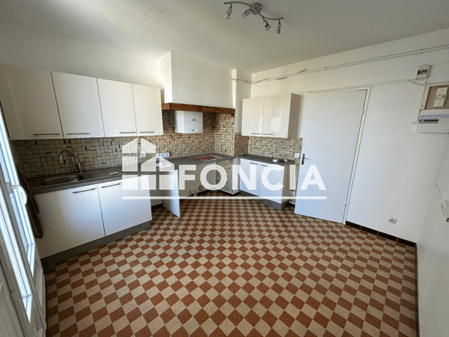 Appartement 4 pièces (78.02 m²) à louer - Vitrolles (13127)