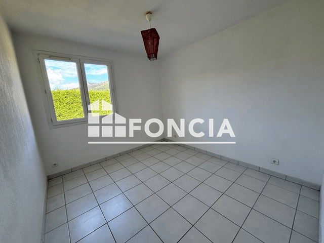 Maison 5 pièces (104.78 m²) à louer - La Batie Neuve (05230)