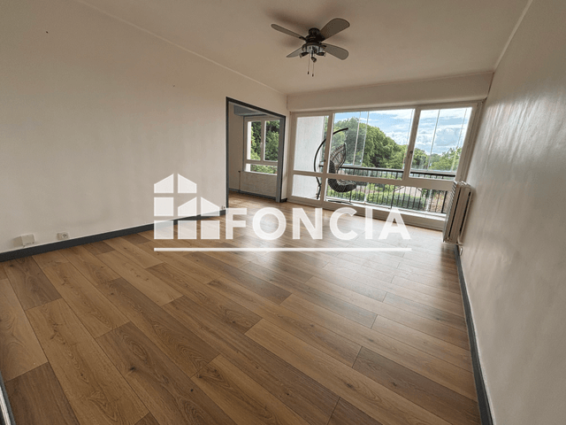 Appartement 3 pièces (81.5 m²) à louer - Evreux (27000)