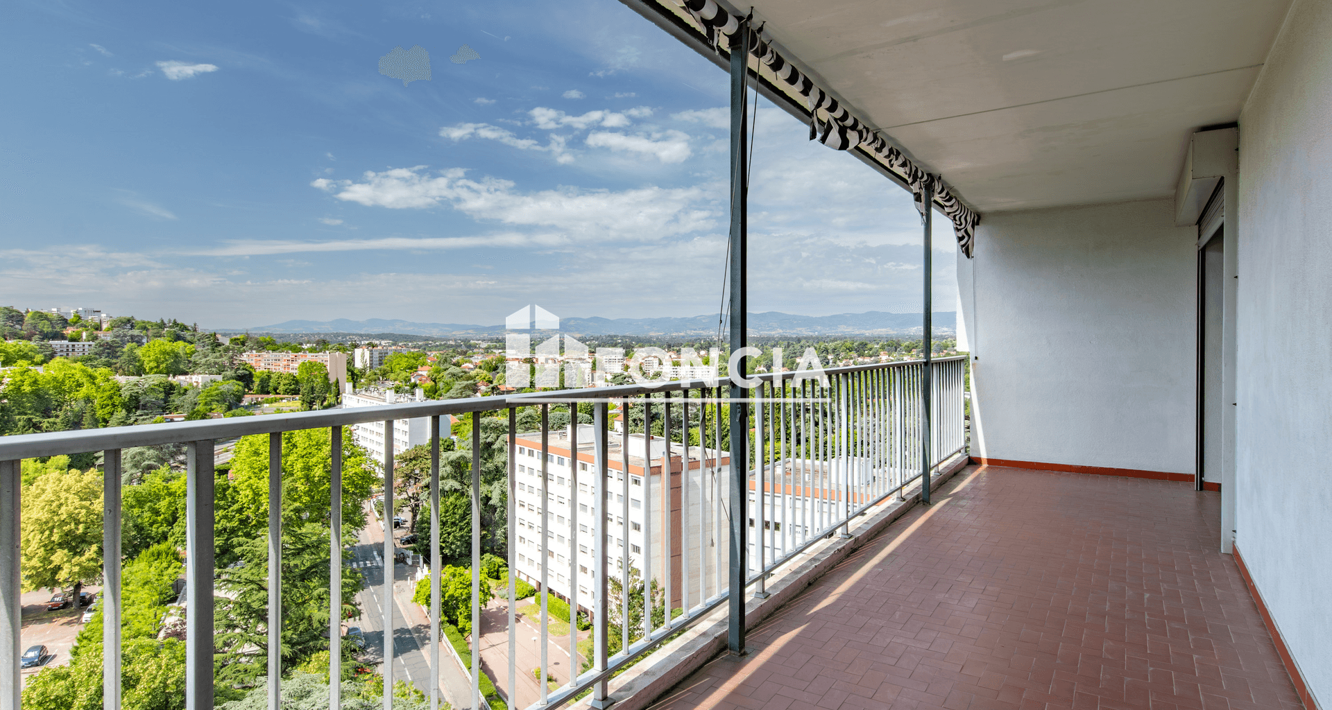 Appartement 4 pièces (93.72 m²) à vendre - Lyon 9ᵉ (69009)
