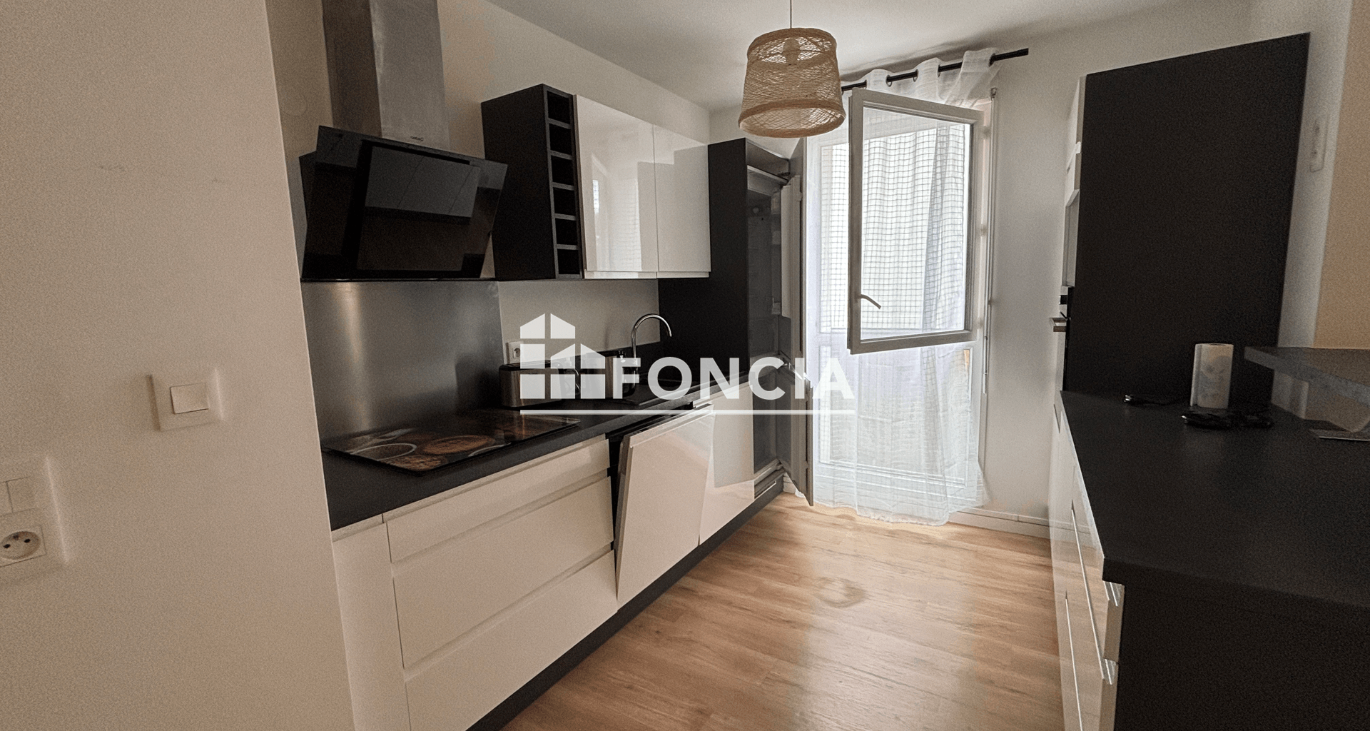 Appartement meublé 3 pièces (56.44 m²) à louer - ÉRagny (95610)