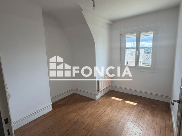 Maison 4 pièces (69.4 m²) à louer - Conde En Normandie (14110)