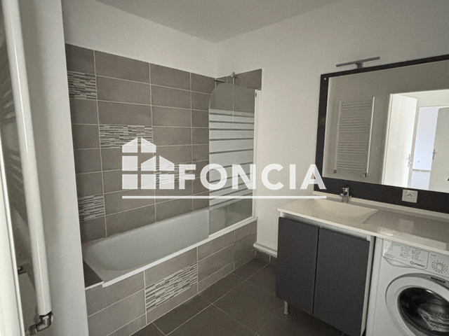 Appartement 3 pièces (60.73 m²) à louer - Biilere (64140)
