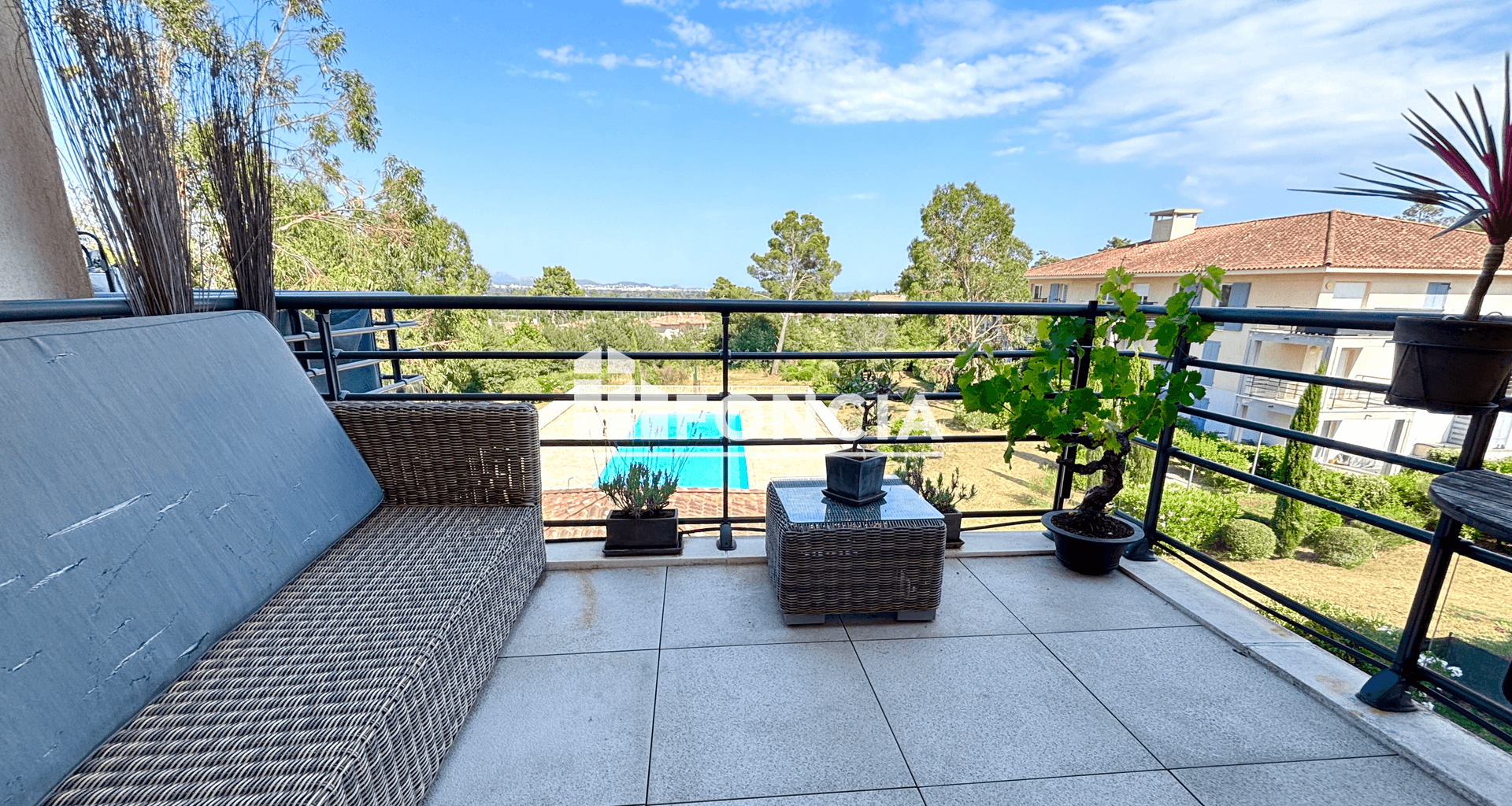 Appartement 3 pièces (56.59 m²) à vendre - Roquebrune-sur-argens (83520)