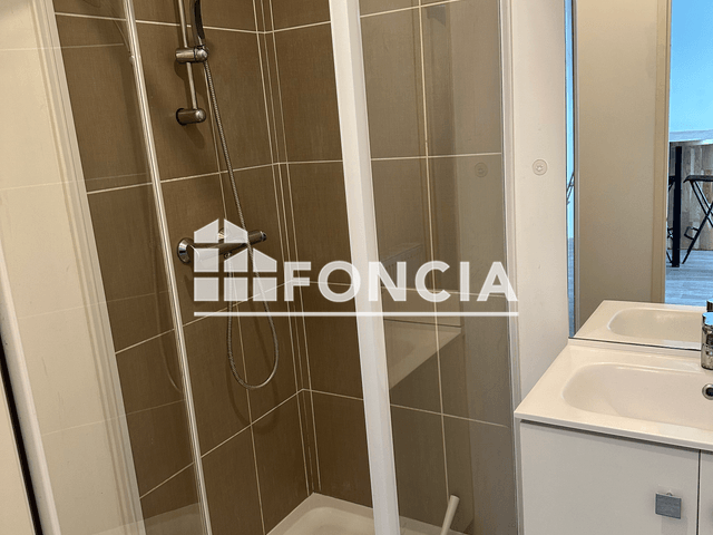 Appartement meublé 2 pièces (49 m²) à louer - Carpiquet (14650)