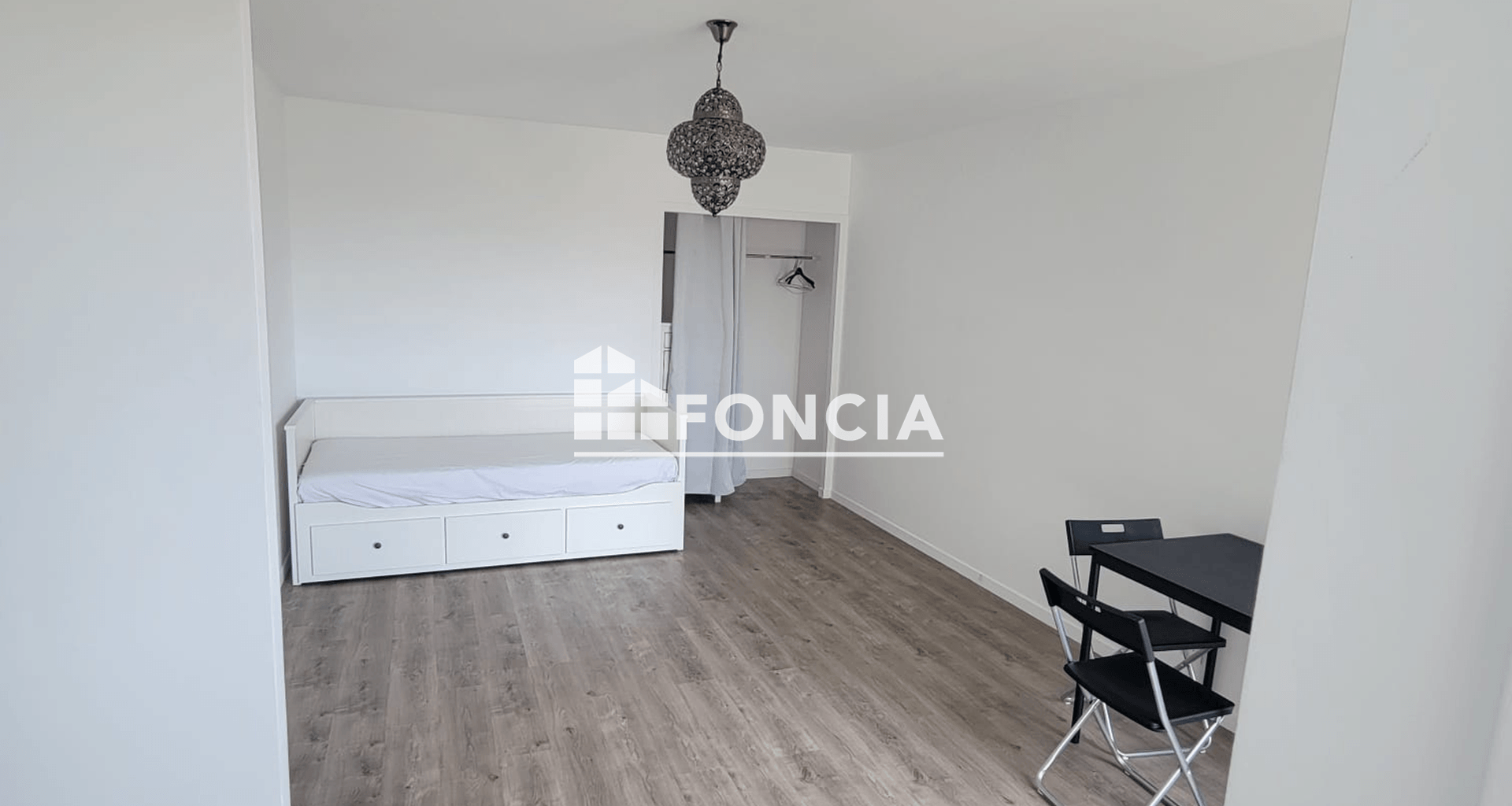 Studio meublé (29.22 m²) à louer - Asnières-sur-seine (92600)