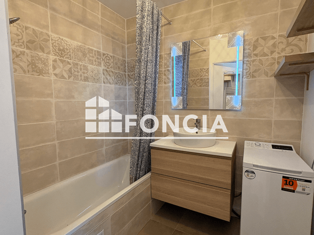 Appartement meublé 2 pièces (47.43 m²) à louer - Venelles (13770)