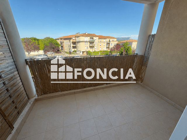 Appartement meublé 2 pièces (47.43 m²) à louer - Venelles (13770)