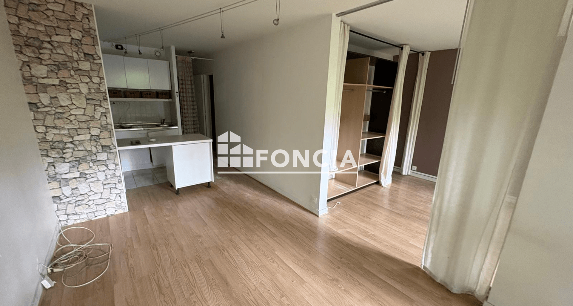 Studio (32.42 m²) à louer - Grigny (91350)