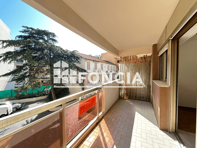 Studio (24.3 m²) à louer - Juan Les Pins (06160)