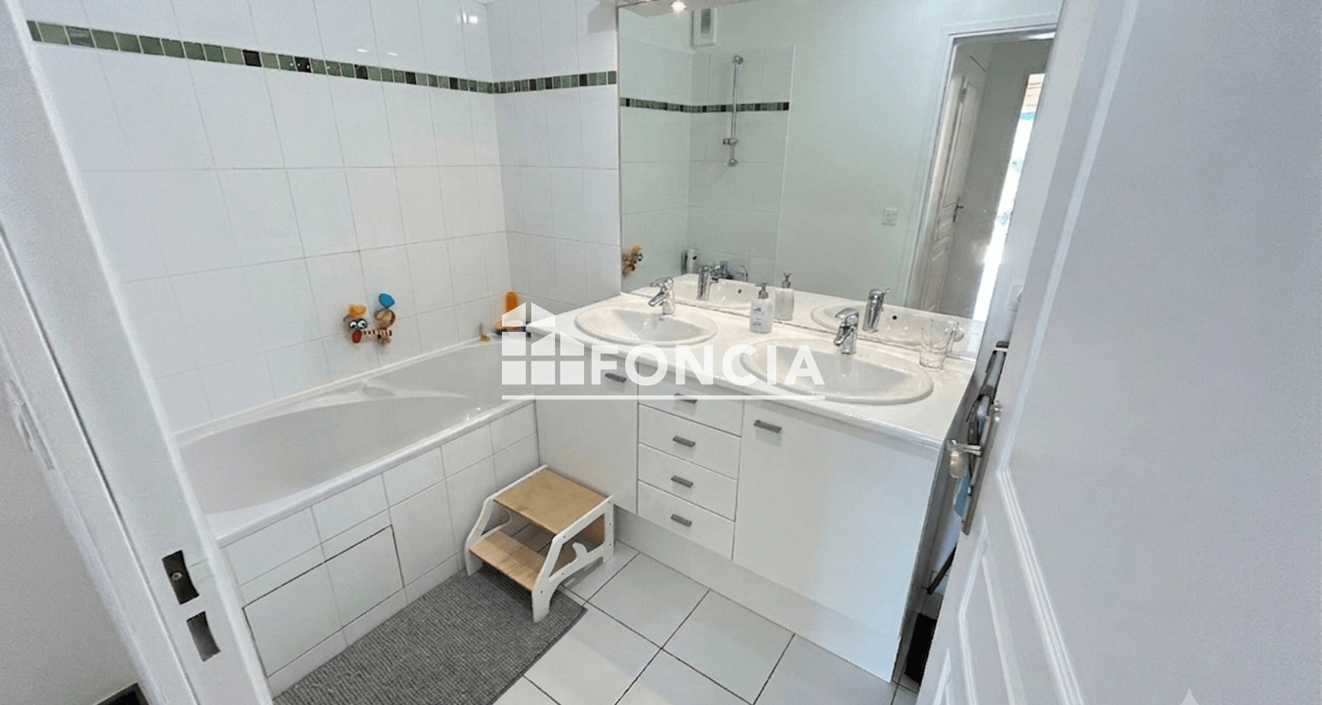 Appartement 4 pièces (95.5 m²) à louer - Antony (92160)