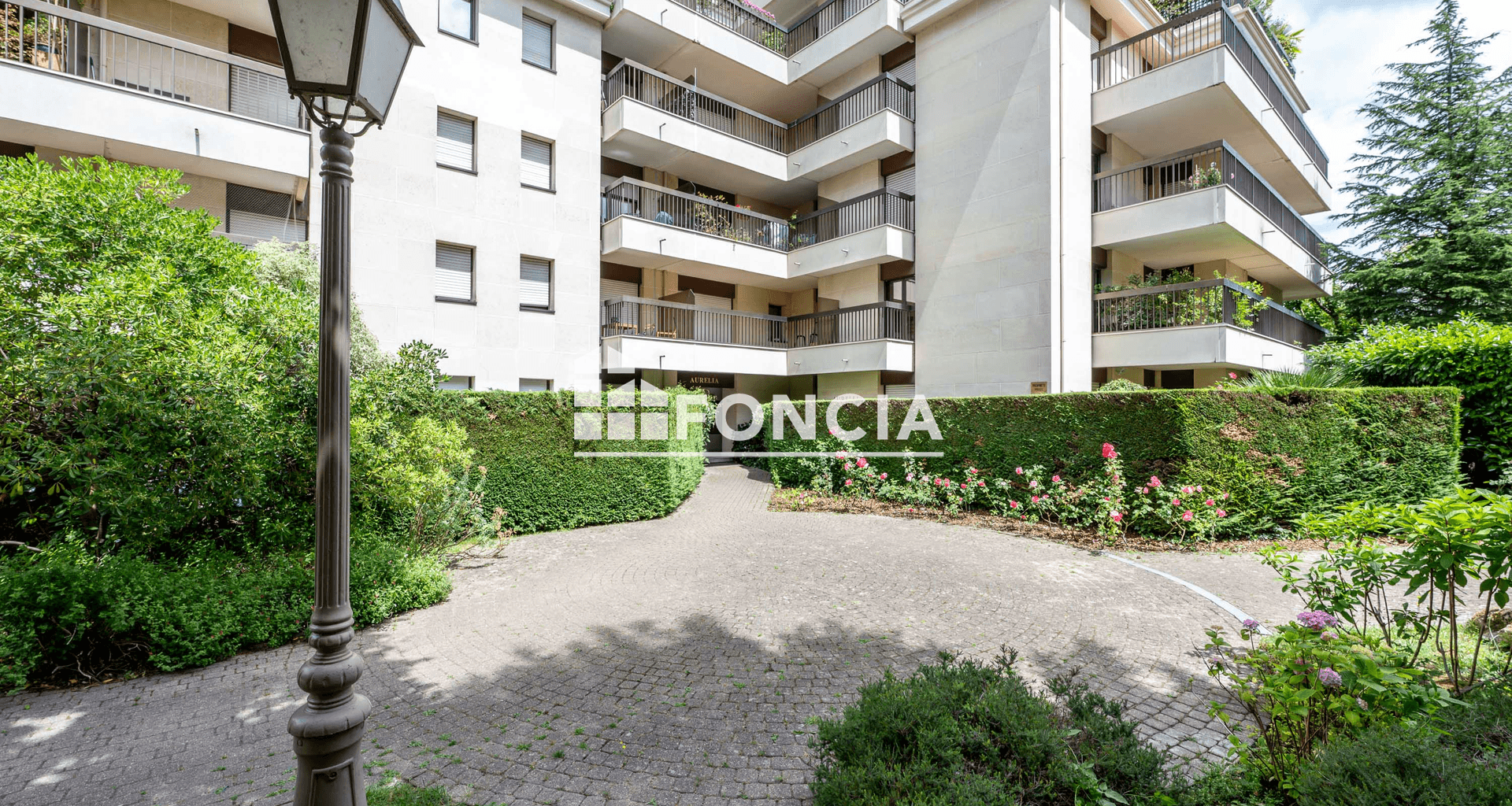 Appartement 4 pièces (99 m²) à vendre - Bourg-la-reine (92340)
