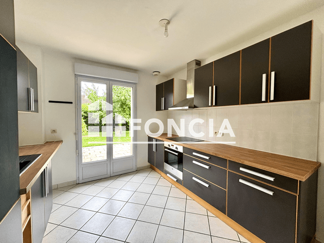 Maison 5 pièces (121.4 m²) à louer - Prey (27220)