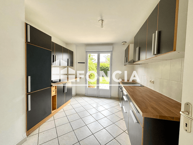 Maison 5 pièces (121.4 m²) à louer - Prey (27220)
