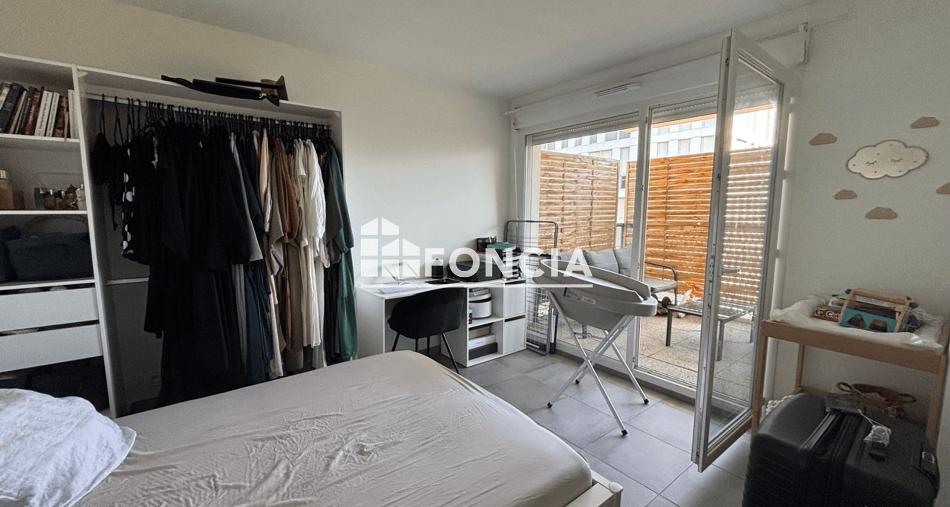 Appartement 2 pièces (42.39 m²) à louer - Vaulx-en-velin (69120)
