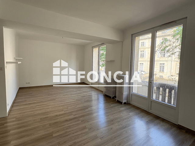 Appartement 3 pièces (65.78 m²) à louer - Niort (79000)