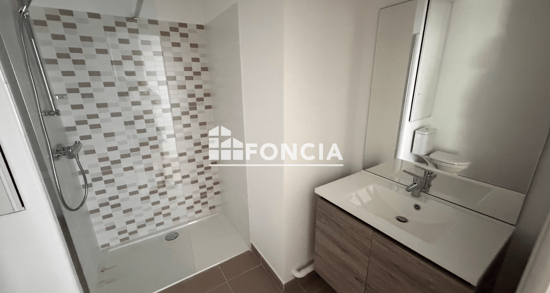 Appartement 2 pièces (48.98 m²) à louer - Arles (13200)