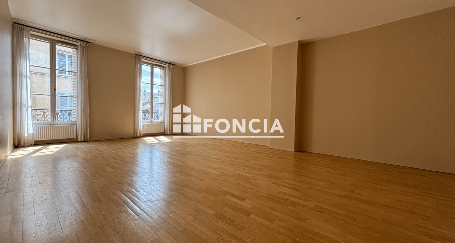 Appartement 4 pièces (115 m²) à louer - Saint-germain-en-laye (78100)