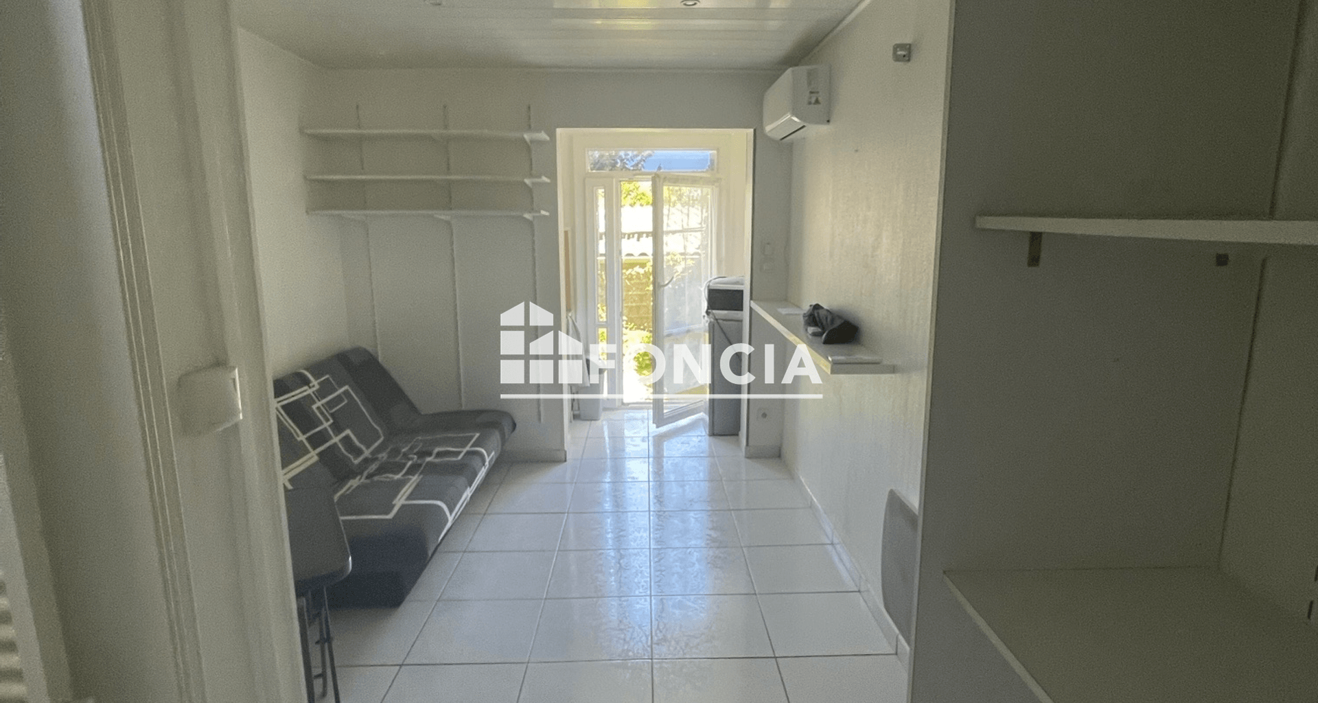 Studio meublé (19.6 m²) à louer - Guilherand-granges (07500)