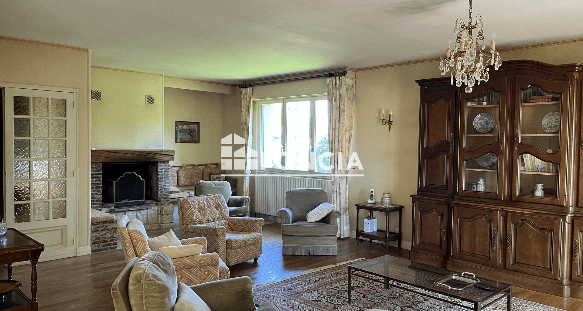 Maison 8 pièces (252.68 m²) à vendre - Chalandry (02270)