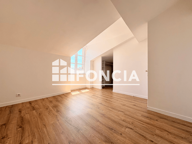 Appartement 2 pièces (47.38 m²) à louer - La Rochelle (17000)