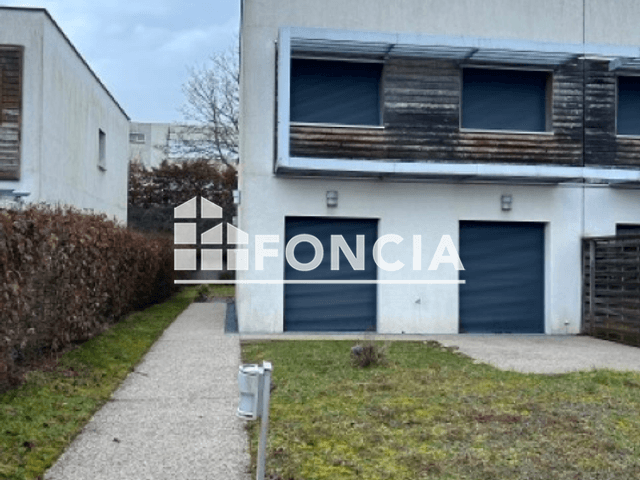 Maison 4 pièces (106 m²) à louer - Epinal (88000)