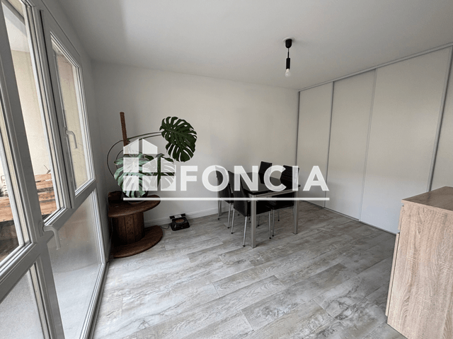 Appartement meublé 4 pièces (73.74 m²) à louer - Vandoeuvre Les Nancy (54500)