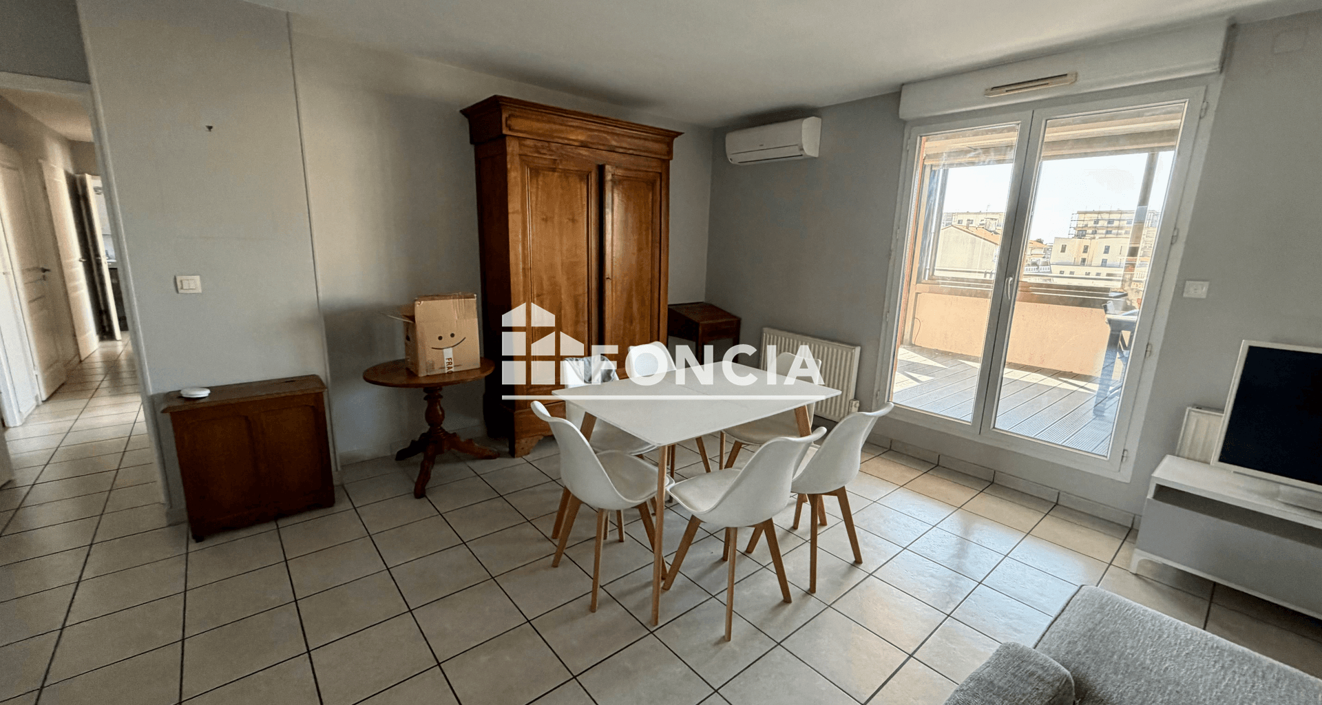 Appartement 5 pièces (96.85 m²) à louer - Villeurbanne (69100)