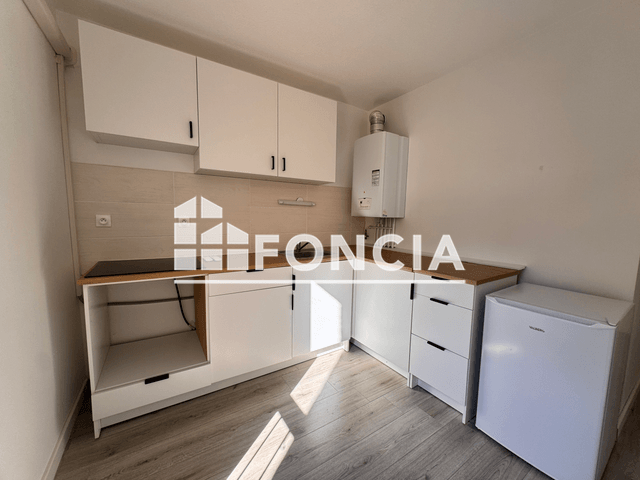 Appartement 2 pièces (52.53 m²) à louer - Hyeres (83400)