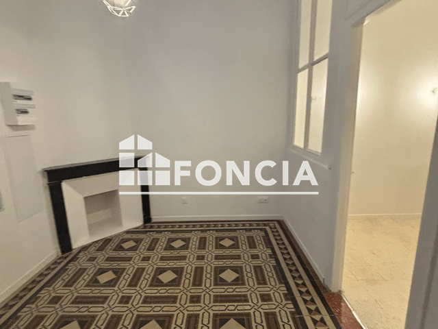 Appartement 2 pièces (30.4 m²) à louer - Sete (34200)