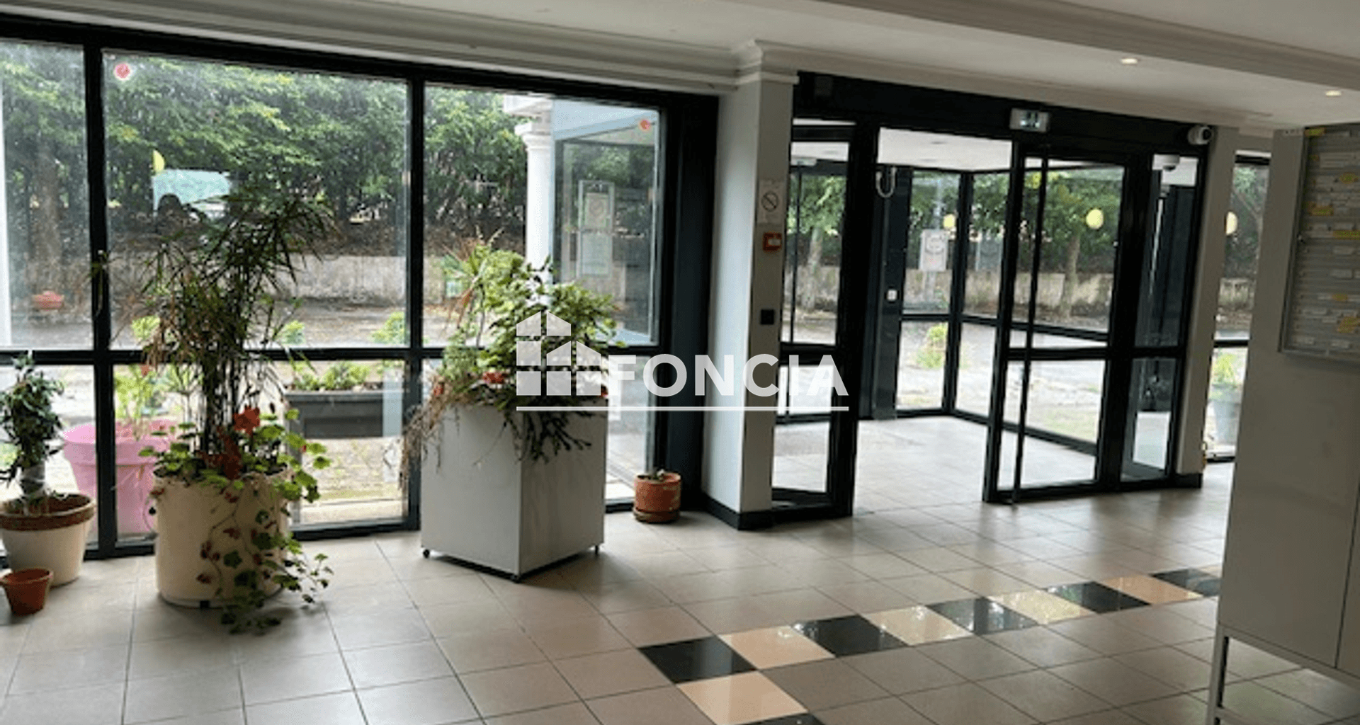 Studio meublé (18.14 m²) à louer - Cergy (95800)