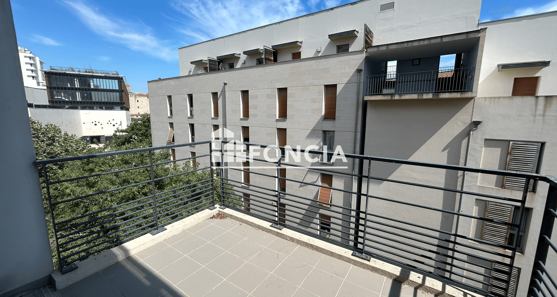 Appartement 4 pièces (81 m²) à louer - Marseille 1ᵉʳ (13001)