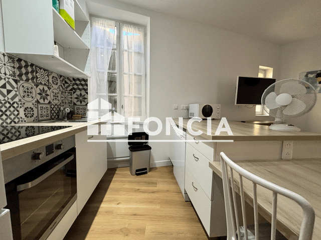 Appartement meublé 3 pièces (81 m²) à louer - Beziers (34500)