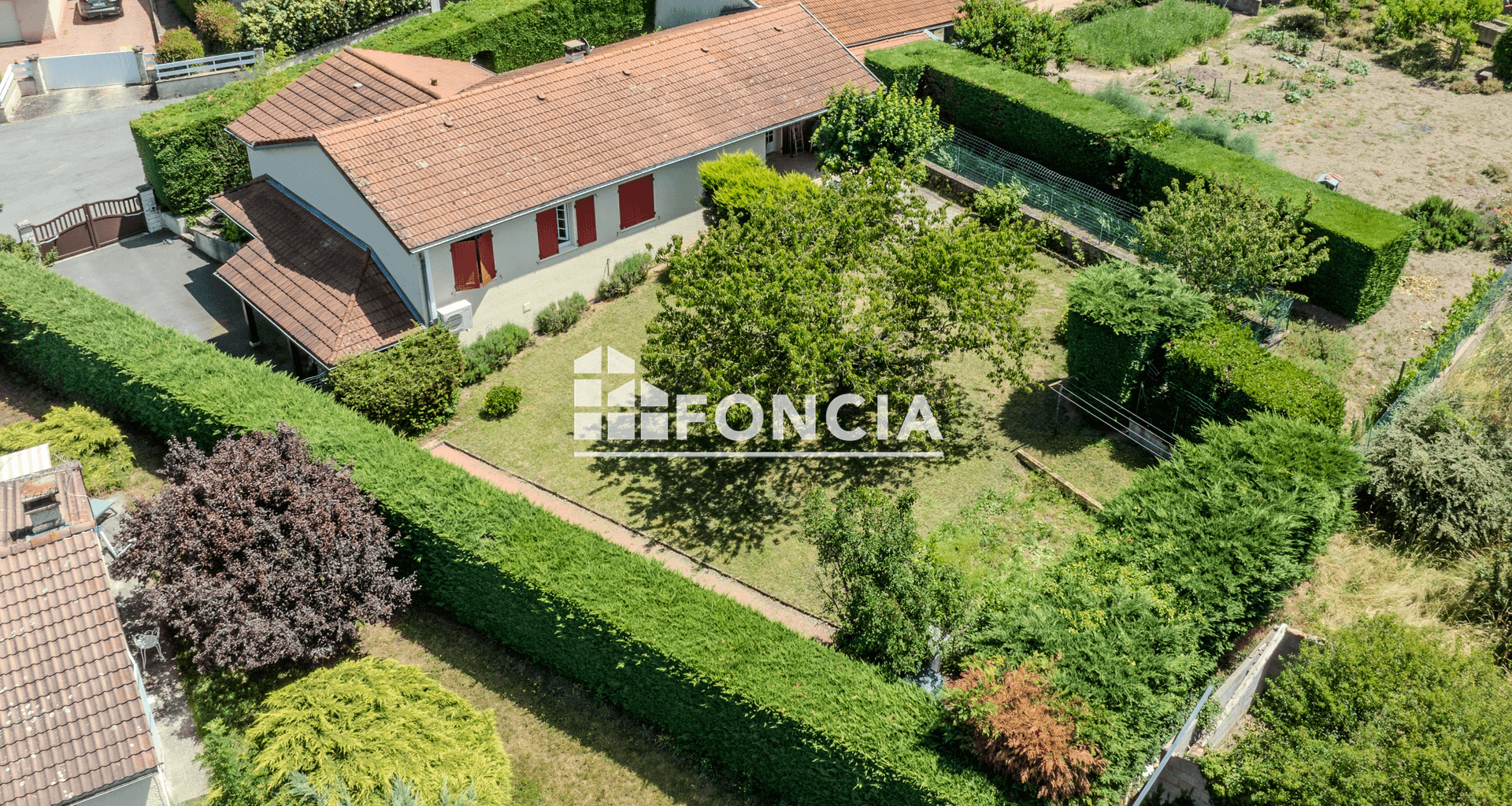 Maison 6 pièces (120 m²) à vendre - Ouches (42155)