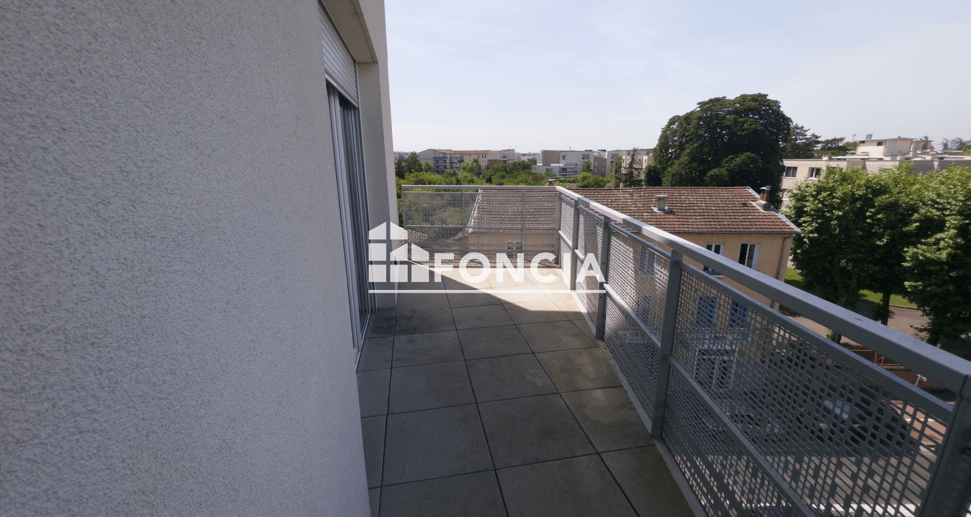 Appartement 4 pièces (78.64 m²) à vendre - Décines-charpieu (69150)