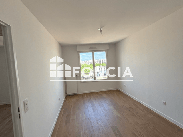 Appartement 5 pièces (126.4 m²) à louer - Clichy (92110)