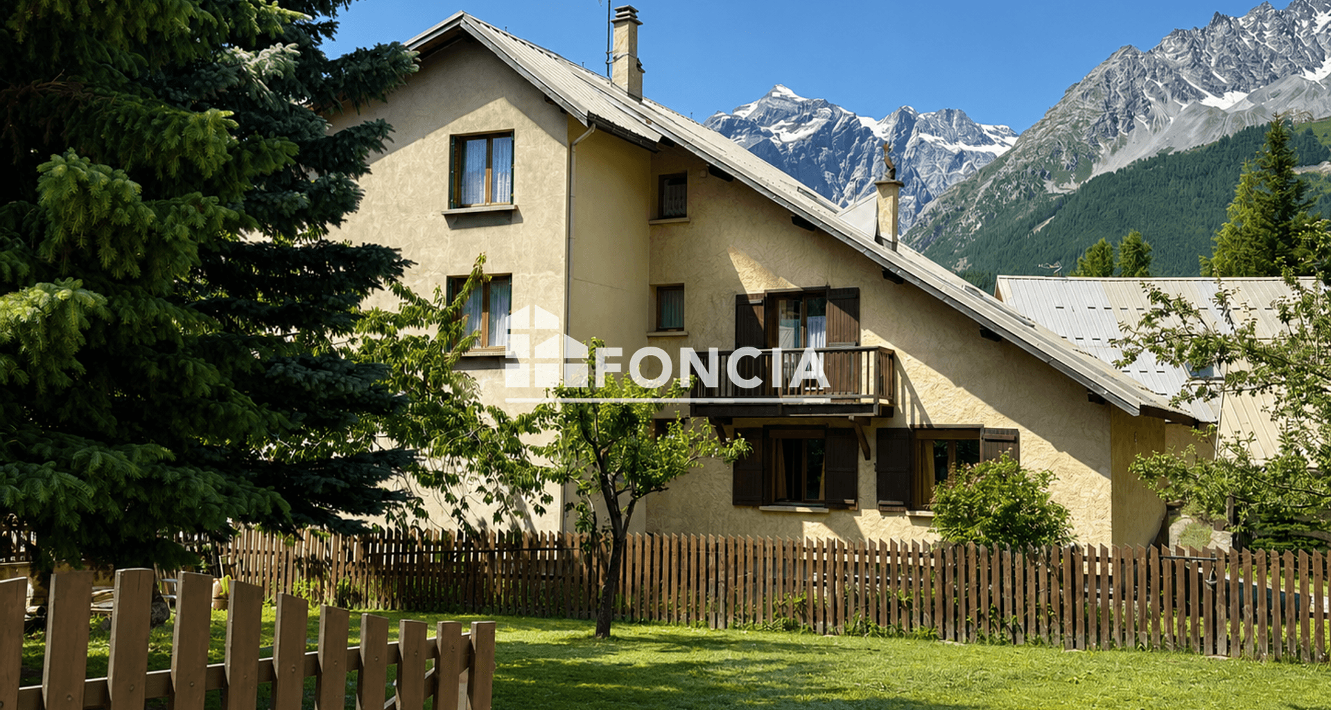 Maison 8 pièces (260 m²) à vendre - Briançon (05100)