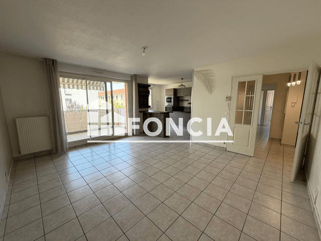Appartement 4 pièces (81.82 m²) à louer - Saint Martin D Heres (38400)