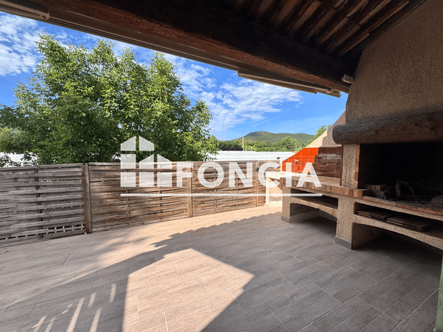 Maison 4 pièces (116.3 m²) à louer - Hyeres (83400)